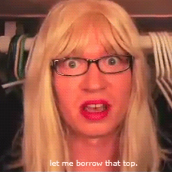 Let me borrow that top! - Picture 1 of 1